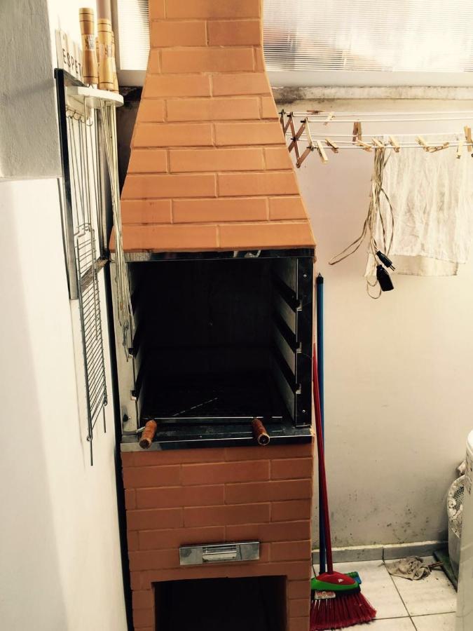 Kitinete Em Matinhos Com Piscinaヴィラ エクステリア 写真